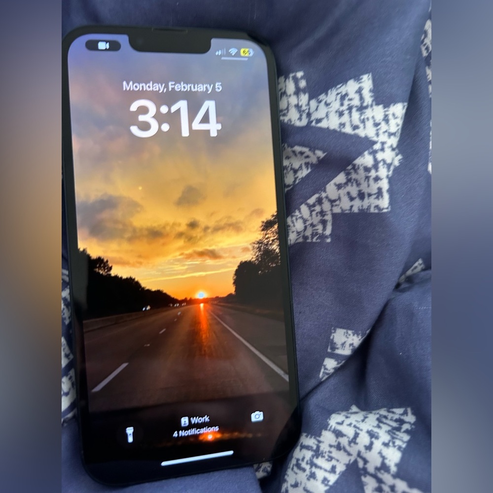 Unlocked black iPhone 13 128gb